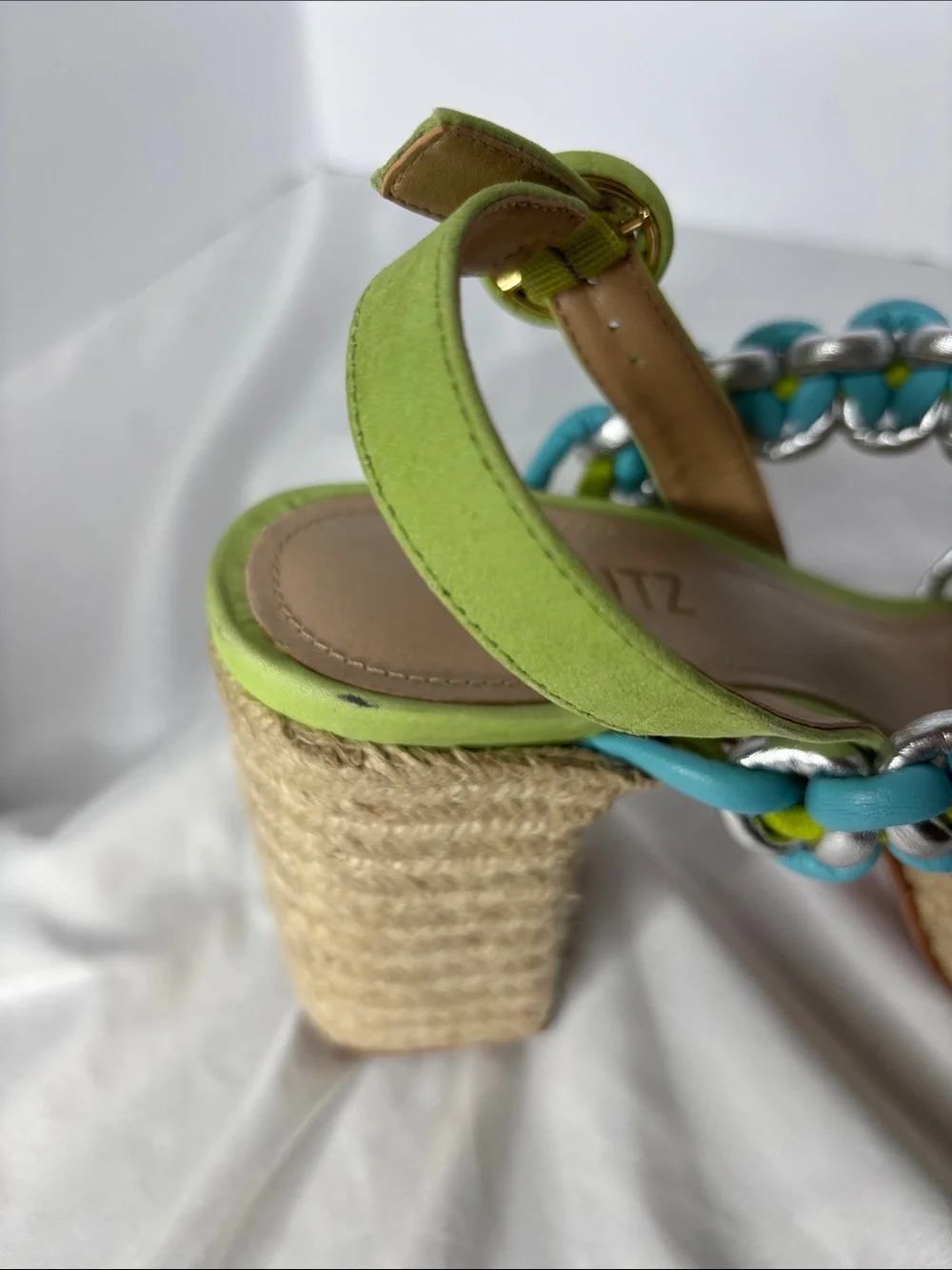 Schutz Juliet Heels in Lime Suede Leather Size 8.5B  Party Ready Vacation